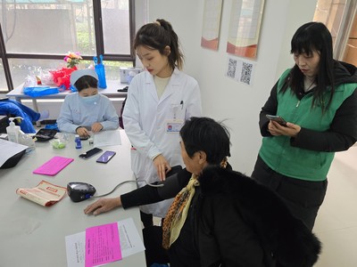 金水區未來路街道 健康服務進社區，居民健康有“醫”靠